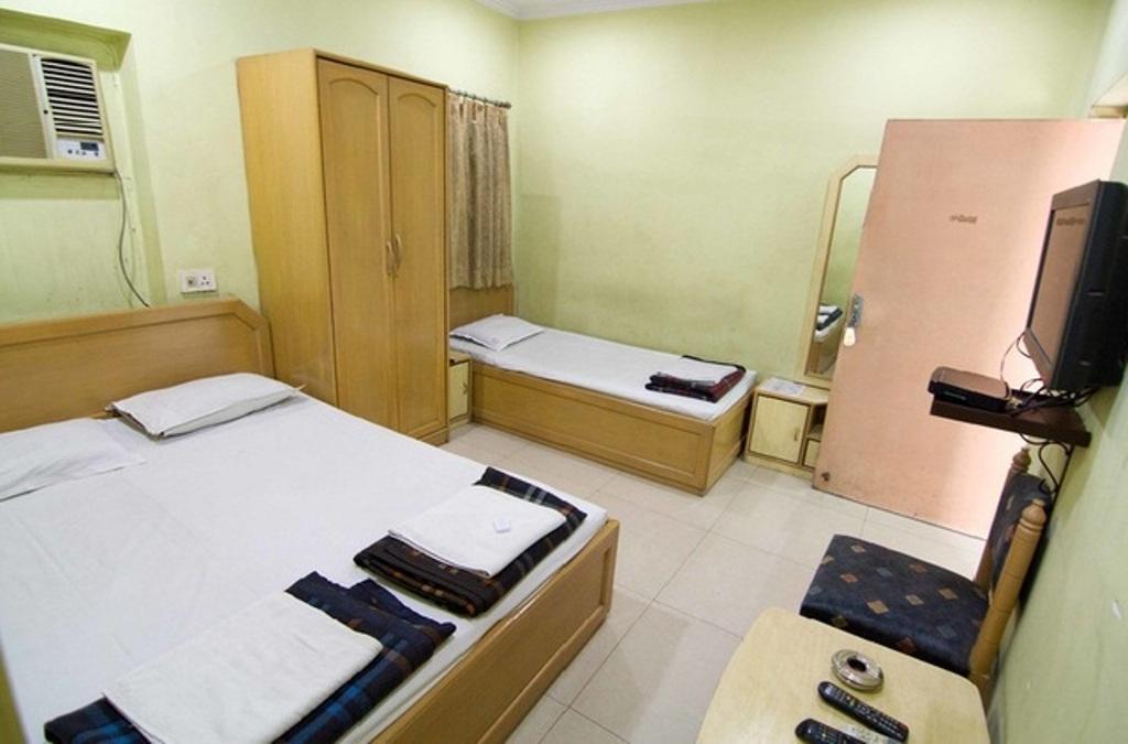 Hotel Venkateswara Calcuta Exterior foto